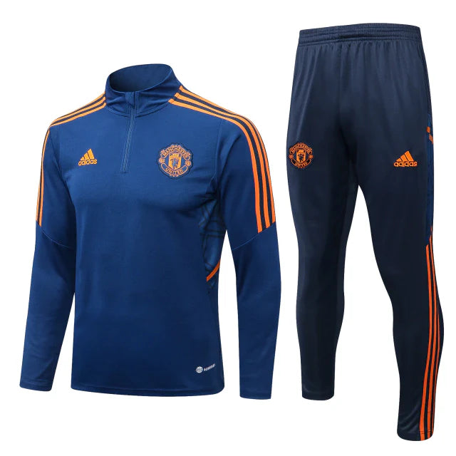 Training kit  Manchester United 23/24  Adidas